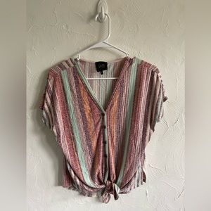 W5 front tie shirt
Small